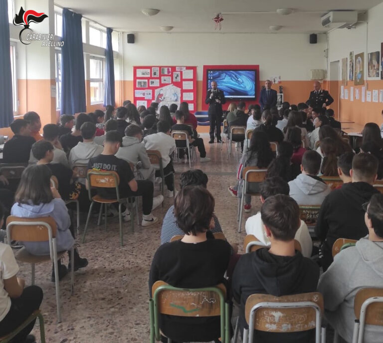 Cultura della Legalità. I Carabinieri di Mirabella Eclano incontrano gli studenti dell’Istituto Comprensivo “Montemiletto” di Venticano