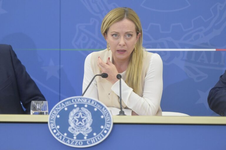 Ue, Meloni “Finita stagione dell’Italia col piattino in mano”