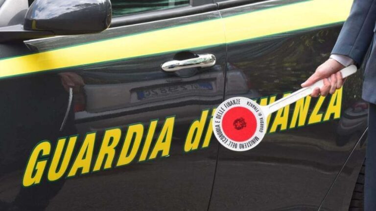 Napoli, sequestrato istituto paritario ritenuto funzionale per l’ipotizzata associazione per delinquere volta al rilascio di diplomi falsi
